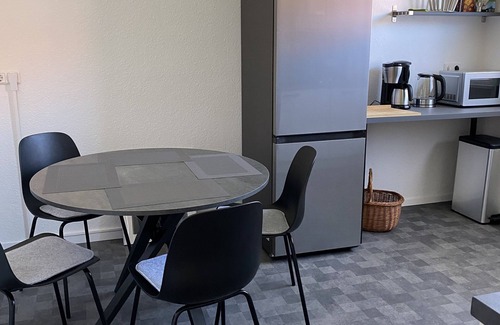 Siedlung Gottingerode Apartment | Martha vacation apartment - new inside, idyllic outside