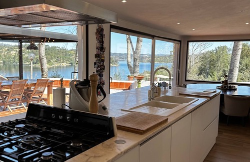Martinchel Villa | Marti watersports - Casarão - Villa Lake front