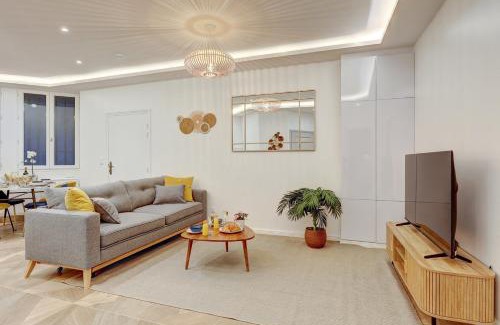 Arts-et-Metiers Apartment | Martine Suite, Place de la République