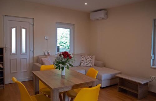 Belatelep Villa | Martour-ház