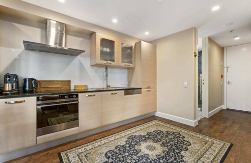 Mount Maunganui Apartment | Marvellous Mount Apartment with pool, gym & beach