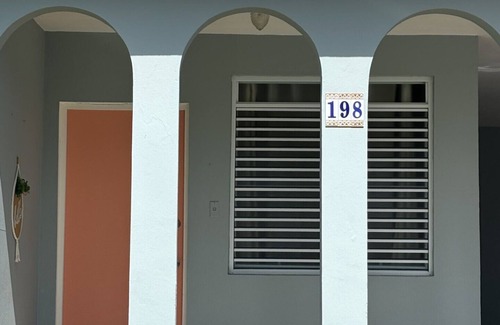 Borinquen House | Marvelous 3-2 house for 6 Big/affordable in Aguadilla