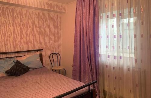 Saturn House | Mary Holiday House