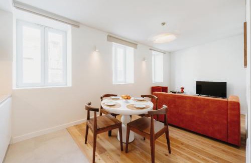 Santo Condestavel Apartment | Mary Orange - NO 236 RC E - Elegant Two-Bedroom Urban Retreat