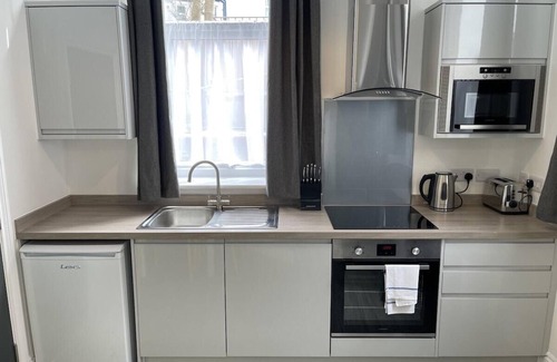 Plymouth Apartment | Marylebone by Pureserviced