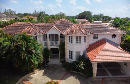 Paynes Bay Villa | Marzalea 5 Bd Villa by ZenBreak
