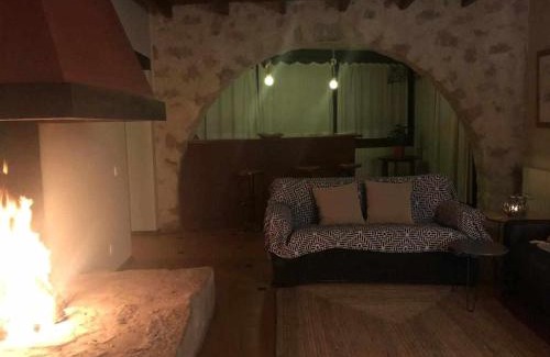 Sant Ferriol House | Masía Can Jou