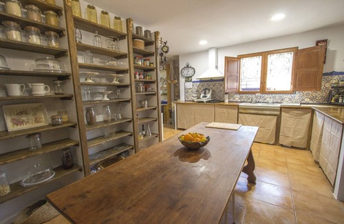 Rubio Villa | Masía con Piscina Privada Aislada en Plena Naturaleza a 1 Hora de Barcelona