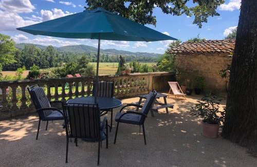 Charmes-sur-l'Herbasse House | Mas des Poutres - Gîte Rose 100M2