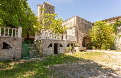 Galargues Bed & Breakfast | Mas du Crès