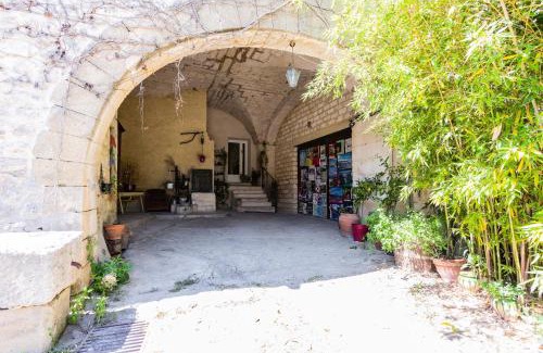 Galargues Bed & Breakfast | Mas du Crès