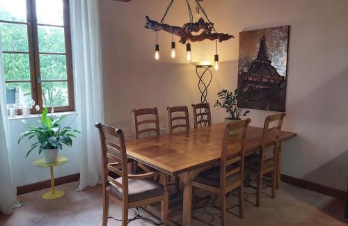 Saint-Hippolyte-du-Fort House | Mas du moulin neuf, holidayhome with private garden and jacuzzi