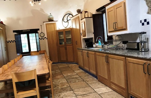 Ullastret House | Mascaros - beautiful, large house with own pool
