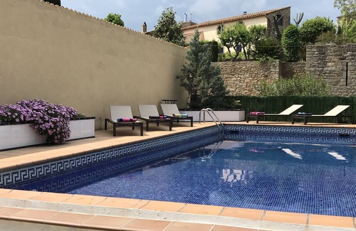 Ullastret House | Mascaros - beautiful, large house with own pool