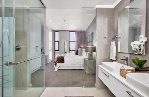 Greater Johannesburg Metropolitan Area Apartment | Masingita Towers