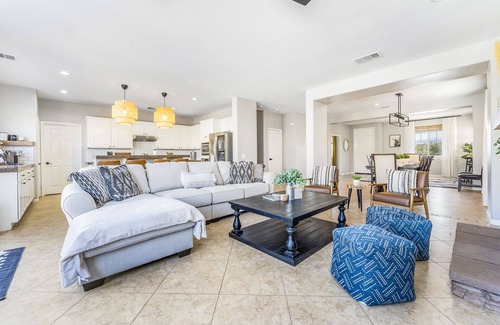 Terra Lago House | Massive Gameroom~Pool~4 K 2 Q~Free Early Check-in!