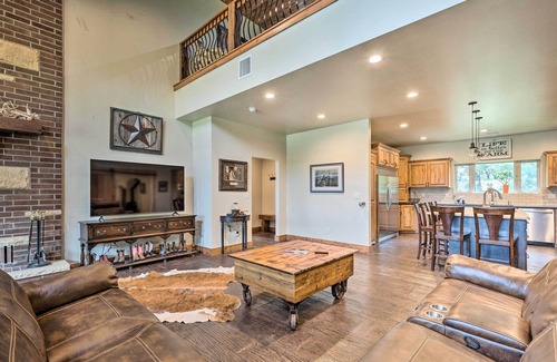 Peck House | Massive Peck Home w/Woods & Creek to Explore