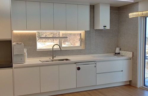 Paju House | Master bedroom in New and Huge house in enjoyable Paju-sin파주 럭셔리 전원주택 마스터베드룸
