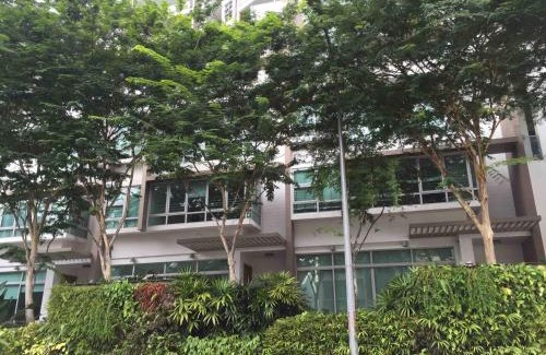 Newton Bed & Breakfast | Master Room at Orchard Road
