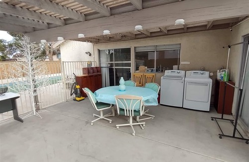 Chinatown House | master room in peaceful house at a great location