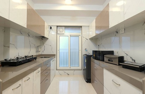 Borivali East Apartment | Master Suite 3 BHK