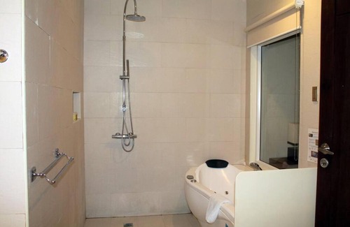 San Fernando Apartment | Master Suite at World Class Resort