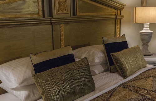 Bucine Resort | Master Two Bedroom - with garden view