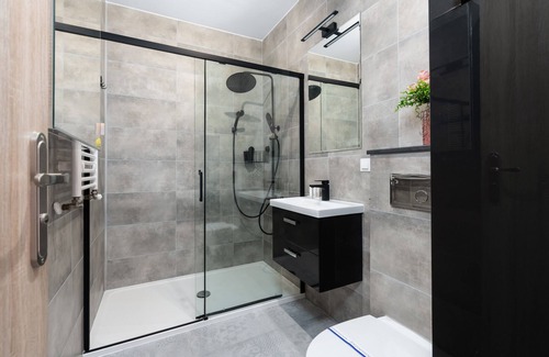 Stare Miasto District Apartment | Mateckiego Apartment by Renters