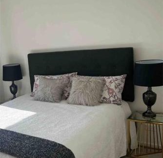 Te Atatu South Apartment | Matuhi Deluxe 2 bedrooms unit
