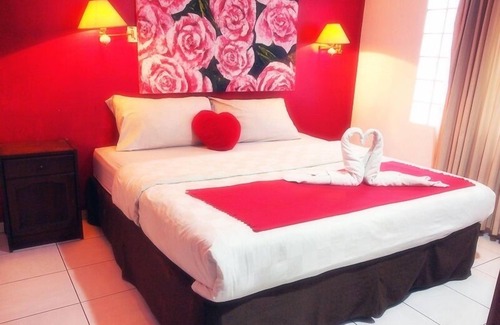 Mampang Prapatan Hotel | Maven Buncit