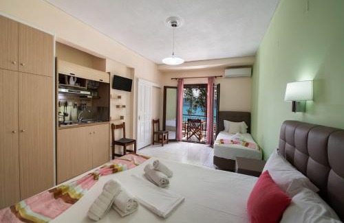 Lygia Apartment | Mavra Studios