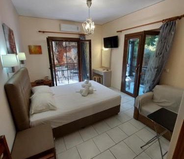 Lygia Apartment | Mavra Studios