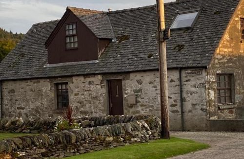 Lochgilphead House | Mawenyoupe