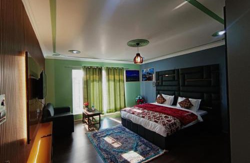Srinagar House | Max Villa Guest House, Tangmarg