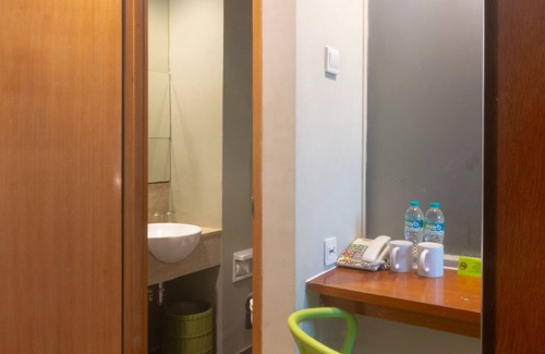 Kebon Sirih Hotel | MaxOne Sabang Jakarta