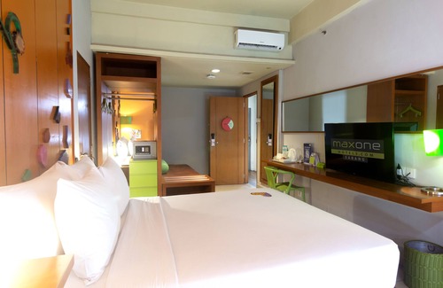 Kebon Sirih Hotel | MaxOne Sabang Jakarta