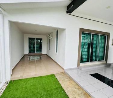 Asam Kumbang Apartment | Maxwell Merpati Taiping Homestay