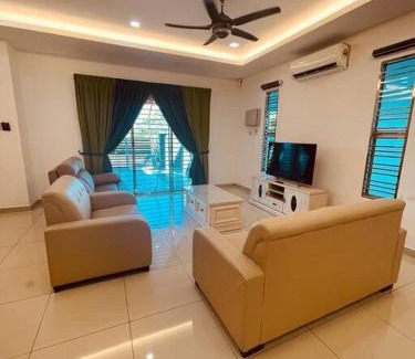 Asam Kumbang Apartment | Maxwell Merpati Taiping Homestay