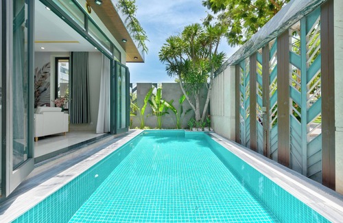 Ngu Hanh Son Villa | May Crystal Pool Villa 6BR Jazacuzzi - 3mins to My Khe beach