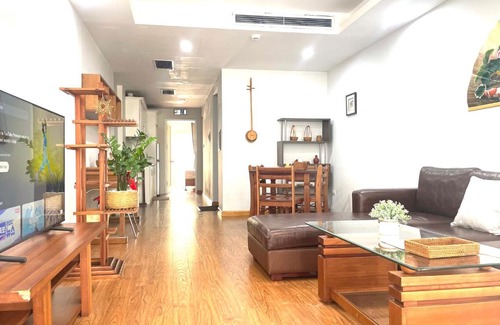 Hai Ba Trung Apartment | May Residence-800m from Opera House
