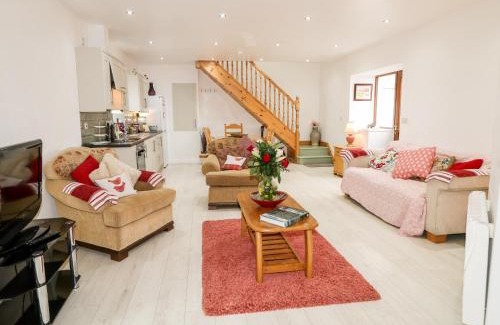 Bushmills House | May's Cottage