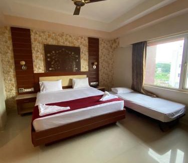 Tiruchirappalli Hotel | Maya Residency