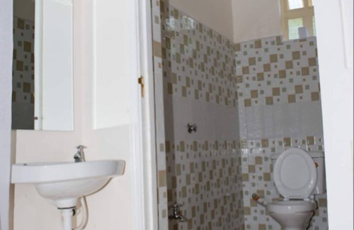 Nyeri Hotel | Maya's Guest House