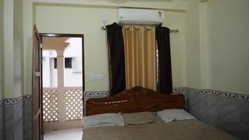 Mayapur Apartment | Mayapur Prakash