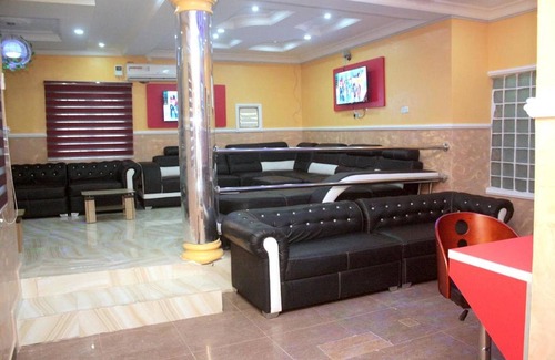 Egbeda Hotel | Mayoral Hotel & Suite