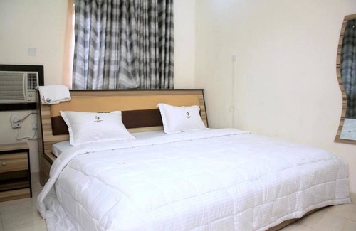 Egbeda Hotel | Mayoral Hotel & Suite