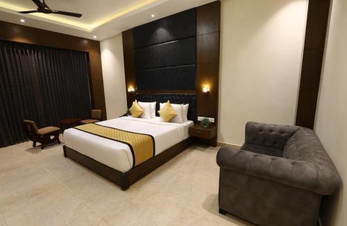 Chennai Hotel | Mayuraa Residency