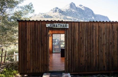 Slanghoek Cabin | McBains