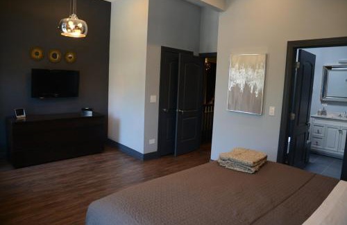 Bronzeville House | McCormick Place Guest House