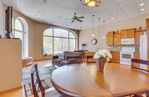 McGregor Condo | McGregor Condo w/Brewery On-Site: Steps to River!